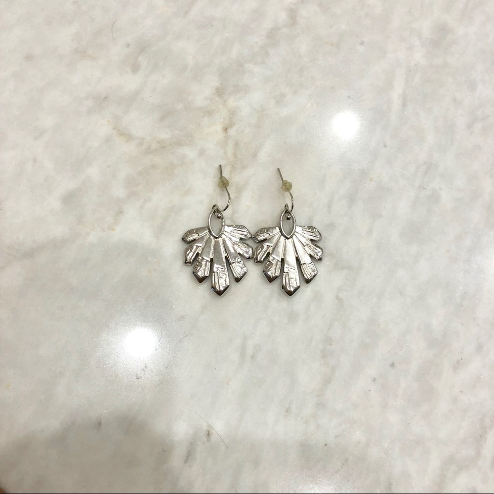 Kendra Scott Sample rhodium drop earring